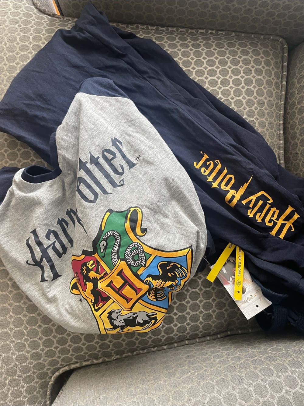 Warner Bros. Harry Potter Grey & Navy Raglan Crest Tee - Picture 2 of 4